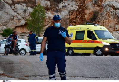 Εύβοια: Φορτηγό έπεσε στον γκρεμό, «μάχη» για τον απεγκλωβισμό ανηλίκου, ένας νεκρός