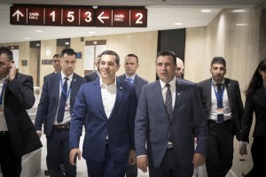 Τσίπρας - Ζάεφ: Σήμερα η υπογραφή της συμφωνίας για το Σκοπιανό στις Πρέσπες