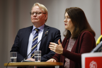 «Τα 200 χρόνια ουδετερότητας είναι παρελθόν»: Η Σουηδία στέλνει διπλωμάτες στην Άγκυρα