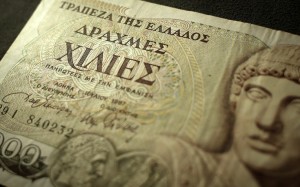 Το σχέδιο Βαρουφάκη για παράλληλο νόμισμα και πληρωμές με κουπόνια σίτισης