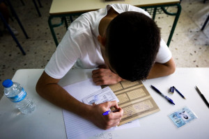 Υπουργείο Παιδείας: Μήνυση για το αδιάβλητο των φοιτητικών εξετάσεων