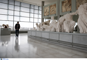 Γλυπτά Παρθενώνα: Επίθεση του υπουργείου Πολιτισμού στον εκπρόσωπο του Βρετανικού Μουσείου