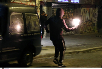 Θεσσαλονίκη: Βόμβα μολότοφ κατά συνδέσμου οπαδών του ΠΑΟΚ