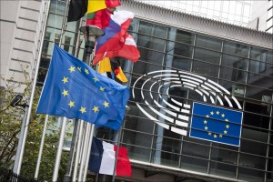 Συμφωνία με «180» για το ονοματολογικό με την ΠΓΔΜ θέλουν οι Βρυξέλλες