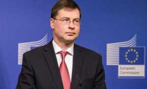 Ντομπρόβσκι: H αίτηση για πρόγραμμα ESM έχει ληφθεί από το Eurogroup