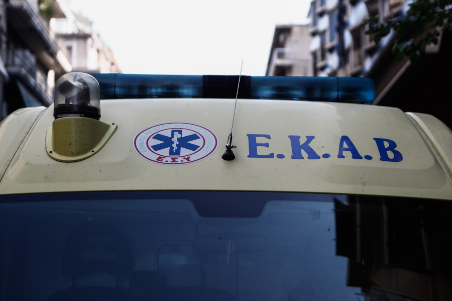 Θεσσαλονίκη: Στο νοσοκομείο 13χρονος μετά από τροχαίο με τρία οχήματα στον περιφερειακό