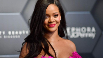 Η Rihanna επιστρέφει - Θα τραγουδήσει στο Super Bowl το 2023 (εικόνα)