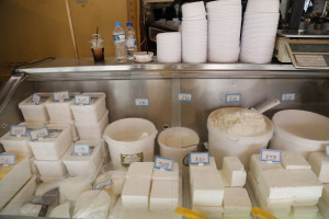 Σαφάρι ελέγχων από τον ΕΦΕΤ - «Καμπανάκι» για γαλακτοκομικά προϊόντα, μέλι, λάδι και ρύζι