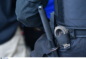 Χειροπέδες σε 32χρονο για διαρρήξεις σπιτιών, εκκρεμούσε ευρωπαϊκό ένταλμα σύλληψης