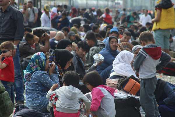 Η Γερμανία προειδοποιεί την Ιταλία να μην κατευθύνει τους μετανάστες προς αυτήν
