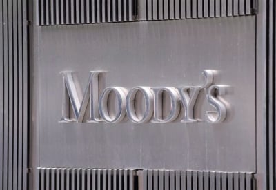 Moody’s: Τι σημαίνει η αναβάθμιση των συστημικών τραπεζών για το ελληνικό αξιόχρεο