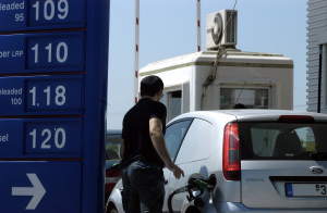 Επίδομα βενζίνης: Κλείνει το Fuel Pass, όχι όμως και η επιδότηση - Έρχεται μεγάλη έκπτωση στην αντλία