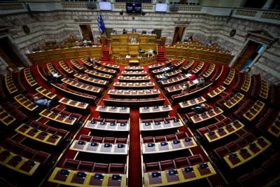 Κατατέθηκε στη Βουλή η τροπολογία για μείωση ΦΠΑ σε πέντε νησιά του Αιγαίου