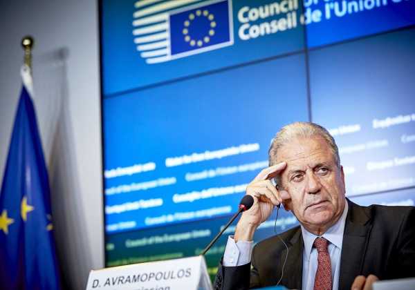 Αβραμόπουλος: Η ΕΕ παραμένει προσηλωμένη στην ενίσχυση των σχέσεων με τα Δυτικά Βαλκάνια