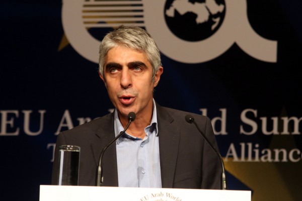 Για «επαναβαλκανοποίηση» της ελληνικής οικονομίας μέσω της συμφωνίας κάνει λόγο ο Γ. Τσίπρας