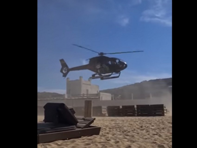 Παρέμβαση ΥΠΑ για ελικόπτερο επιχειρηματία που προσγειώθηκε μέσα σε beach bar της Μυκόνου