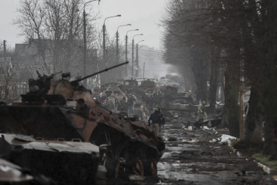 Πόλεμος στην Ουκρανία: Το Κίεβο βλέπει με σκεπτικισμό τις διάφορες ειρηνευτικές πρωτοβουλίες