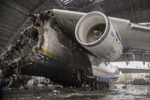 Πόλεμος στην Ουκρανία: Ένας νεκρός και δύο τραυματίες από την πτώση του ρωσικού αεροσκάφους Antonov