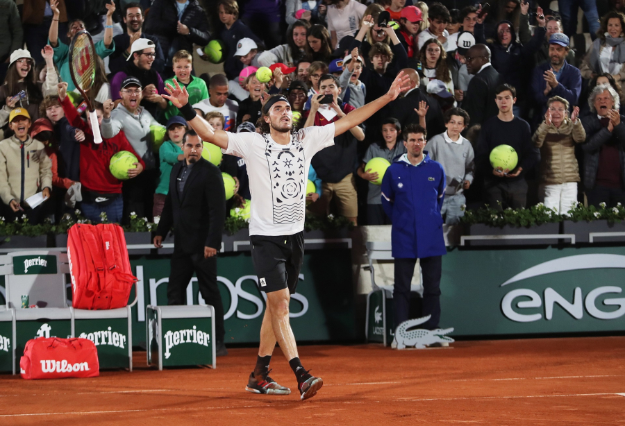 Ο Τσιτσιπάς νίκησε τον Κόλαρ και προκρίθηκε στον 3ο γύρο του Roland Garros