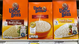 Αλλάζει σήμα το ρύζι Uncle Ben’s: Θεωρείται ρατσιστικό το «Μπάρμπα Μπεν»!