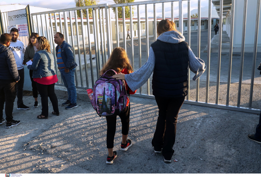 Θεσσαλονίκη: Μαθητές μένουν στην ίδια τάξη λόγω αρνητών γονέων