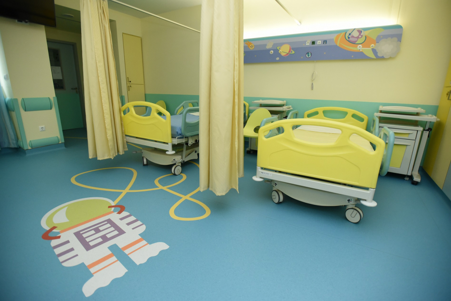 Τα ανακαινισμένα παιδιατρικά νοσοκομεία μέσα από τα μάτια των παιδιών (βίντεο)