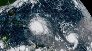 Η «Μαρία» μετατράπηκε σε εξαιρετικά επικίνδυνος κυκλώνας κατηγορίας 4