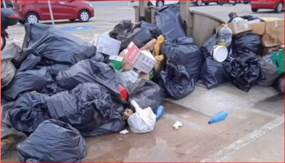 Βουνά τα σκουπίδια στο κέντρο της Τήνου - Εξοργισμένος ο δήμαρχος με τη θλιβερή εικόνα