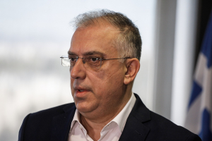 Τάκης Θεοδωρικάκος: «Tα κόμματα να πάρουν θέση για τις φασιστικές απειλές στον πρύτανη του ΑΠΘ»