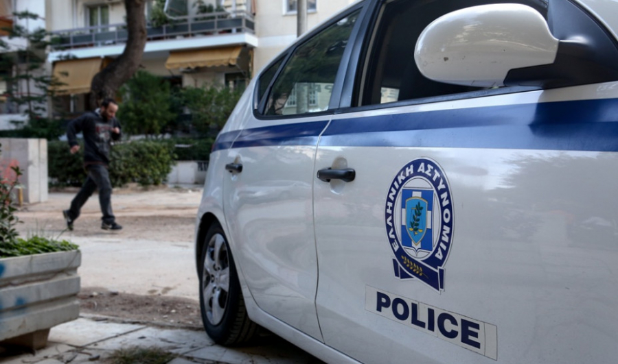 Αχαΐα: Χάος με τα δικόγραφα, αστυνομικοί σε ρόλο «ντελιβεράδων»