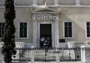 Στο ΣτΕ προσφεύγουν Δήμος Αθηναίων και τρία καζίνο για τα «φρουτάκια»