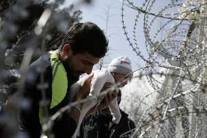 Η Ύπατη Αρμοστεία του ΟΗΕ εγκαλεί τις χώρες για το κλείσιμο συνόρων