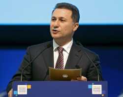  Ο Γκρούεφσκι προαναγγέλλει δημοψήφισμα στα Σκόπια για αλλαγή ονόματος