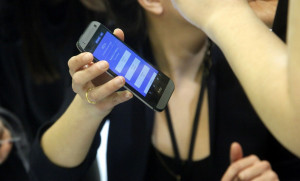 Αλλαγές στις χρεώσεις κινητών: Πόσο θα κοστίζουν πλέον κλήσεις και sms