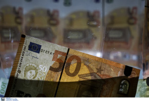 Η αξία των ελληνικών ομολόγων ανήλθε στα 2,65 δισ. ευρώ για τον Ιανουάριο, «φρένο» από σήμερα στις μαζικές πωλήσεις