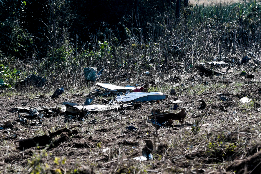 Πτώση Antonov στην Καβάλα: Δεν βρέθηκε επικίνδυνη ουσία στα συντρίμμια, εντοπίστηκαν 6 από τις 8 σορούς