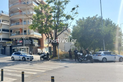 Μεθυσμένος βγήκε με οπλισμένη καραμπίνα στο μπαλκόνι, συναγερμός στη Θεσσαλονίκη