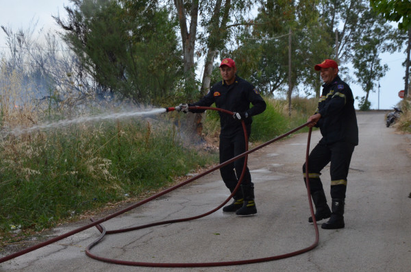 Φωτιά στο Λαύριο: Καλύτερη η εικόνα της πυρκαγιάς - Αυξημένες περιπολίες σε όλη την Ελλάδα