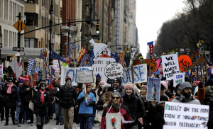 ΗΠΑ: Χιλιάδες διαδηλωτές στους δρόμους για να υπερασπιστούν τα δικαιώματα των γυναικών