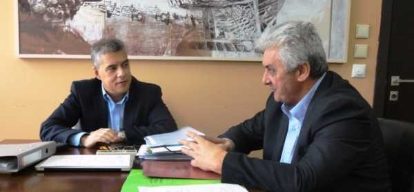 Για έργα ύψους 16,2 εκ. ευρώ στο δήμο Τεμπών συζήτησαν Περιφερειάρχης – δήμαρχος