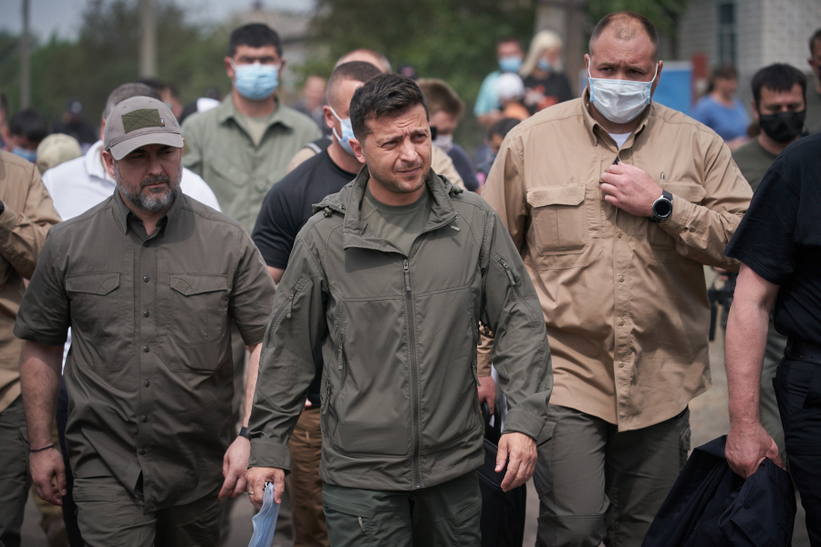 Ουκρανία: Ο Ζελένσκι θέλει ειρηνευτικές συνομιλίες στη Βαρσοβία αντί για το Μινσκ