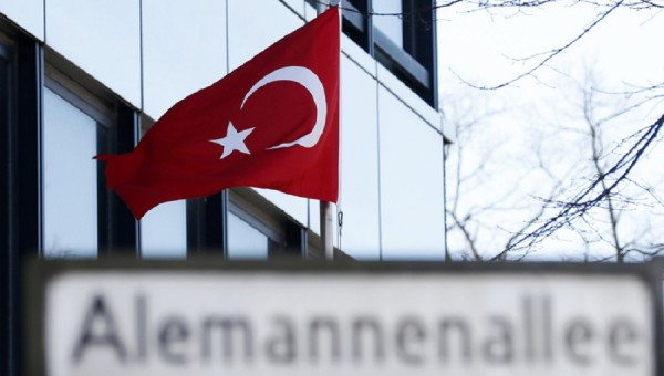 Νέα ταξιδιωτική οδηγία προς τους Γερμανούς πολίτες που ταξιδεύουν στην Τουρκία