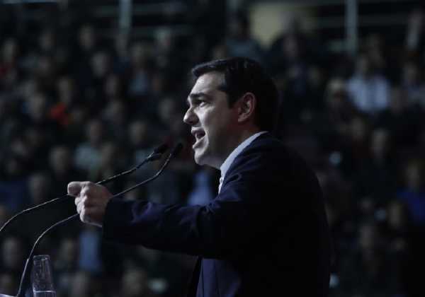 Έλληνας πρωθυπουργός παριστάνει «μεταμφιεσμένος» τον αριστερό!