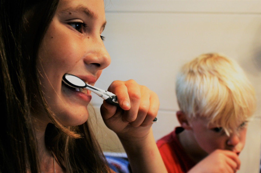 9+1 συμβουλές για την καλύτερη υγεία των δοντιών μας