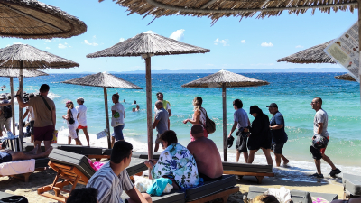 Γιγαντώνεται το «κίνημα της πετσέτας», νέα συγκέντρωση στη Χαλκιδική για ελεύθερες παραλίες