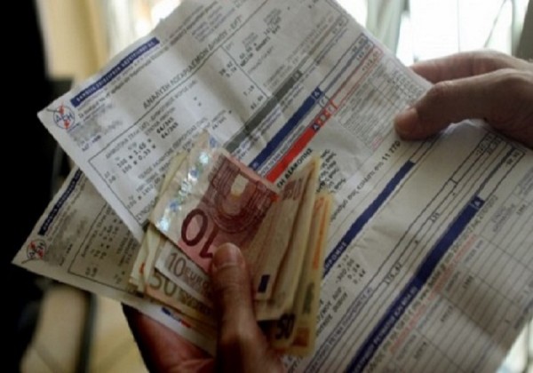 Ηράκλειο: Έκοψαν το ρεύμα σε άνεργη μητέρα τριών παιδιών για χρέος 500 ευρώ