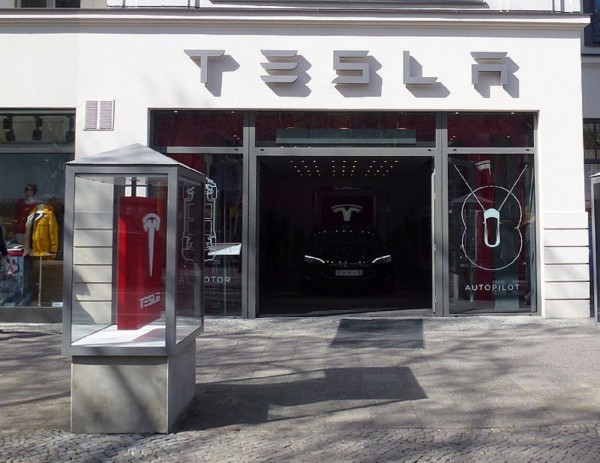 Tesla: Έρευνα και ανάπτυξη στον τομέα της υβριδικής ηλεκτροκίνησης με έδρα την Ελλάδα