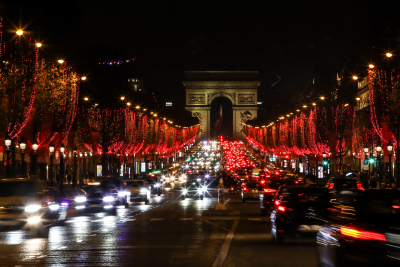 Χριστούγεννα τέλος στη Γαλλία λόγω της μετάλλαξης Όμικρον