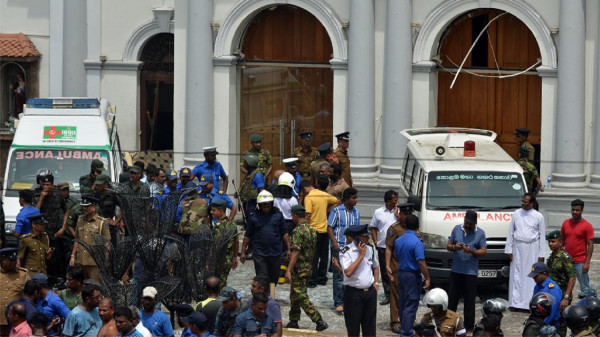 Σρι Λάνκα: Παραιτήθηκε ο αρχηγός της αστυνομίας μετά τις επιθέσεις της περασμένης Κυριακής