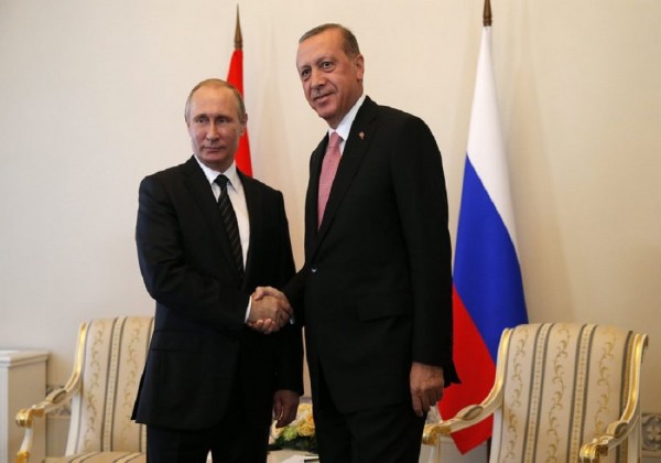 Ο Πούτιν ήρε μέρος των κυρώσεων κατά της Τουρκίας
